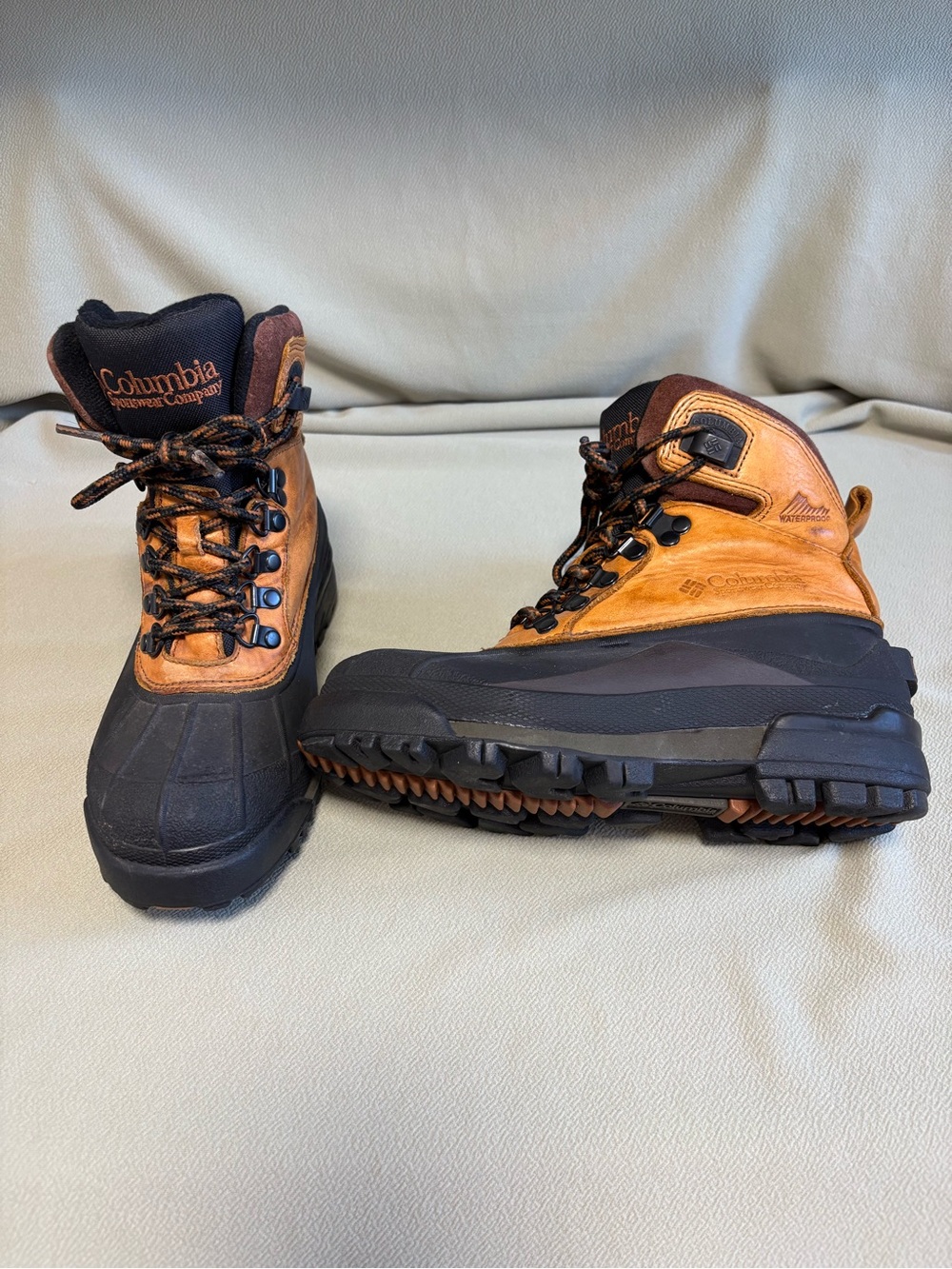 Columbia Bugabootoo Waterproof Snow Boots Women’s Size 8